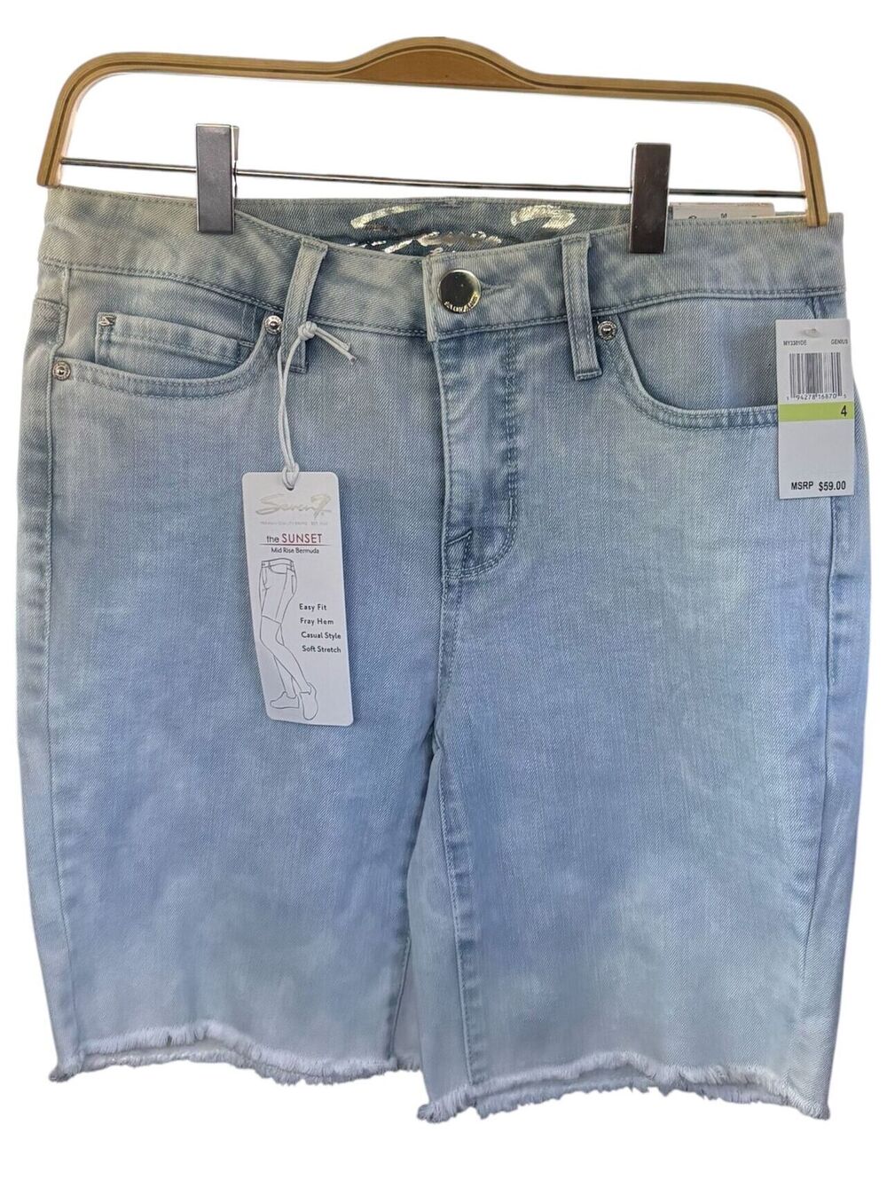 NWT Seven7 Sunset Bermuda bleach wash Jean Shorts Women's Size 4